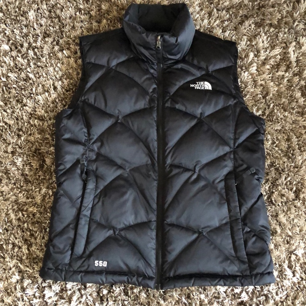 Women’s North Face vest size large